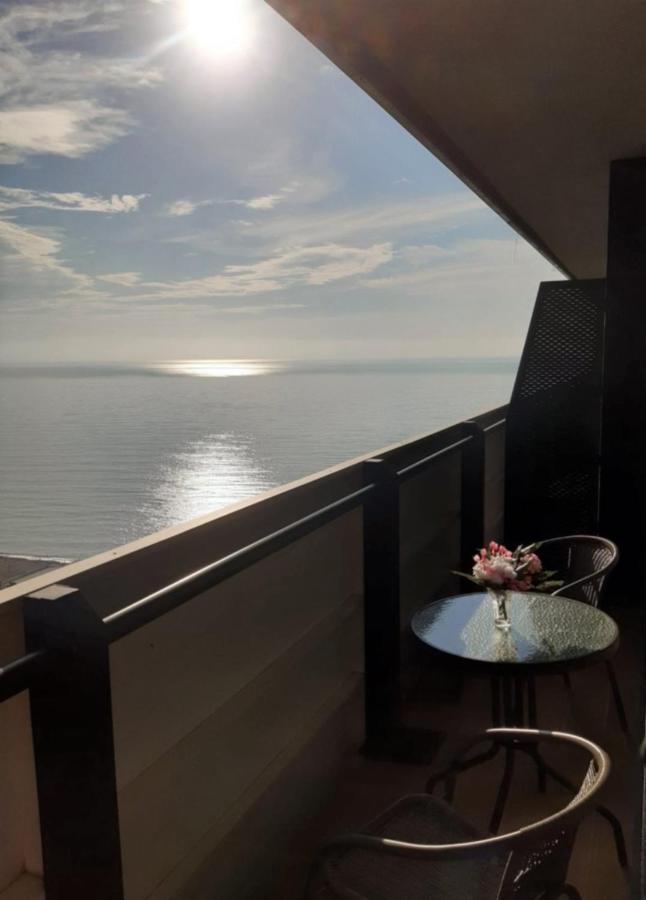 View & More Aparthotel In Batumi Exterior photo